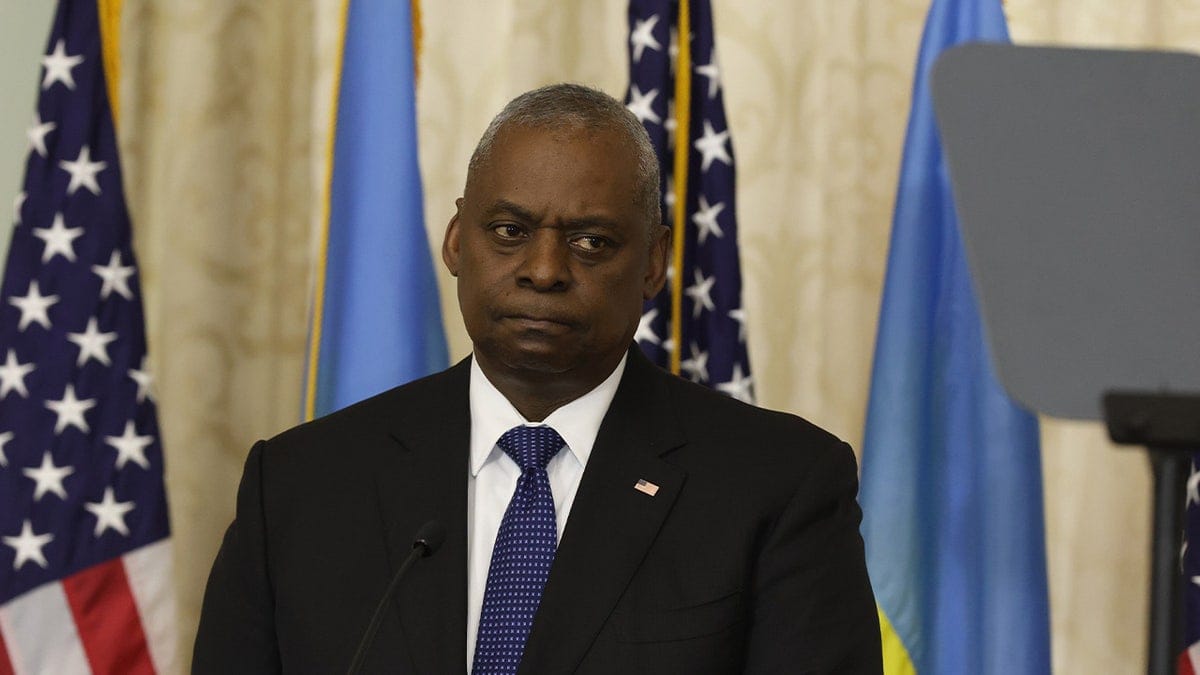 Austin warns 'no silver bullet' to defeat Putin as US aid hangs in balance ahead of elections Internet InfoMedia austin warns no silver bullet to defeat putin as us aid hangs in balance ahead of elections