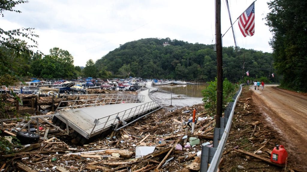 Internet InfoMedia dolly parton joins hurricane helene relief efforts as devastation and death toll rises