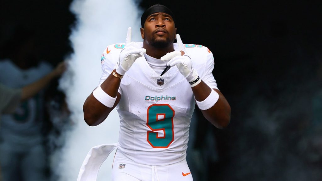 Internet InfoMedia dolphins jonnu smith says teammate calais campbell is like the lebron james of the nfl