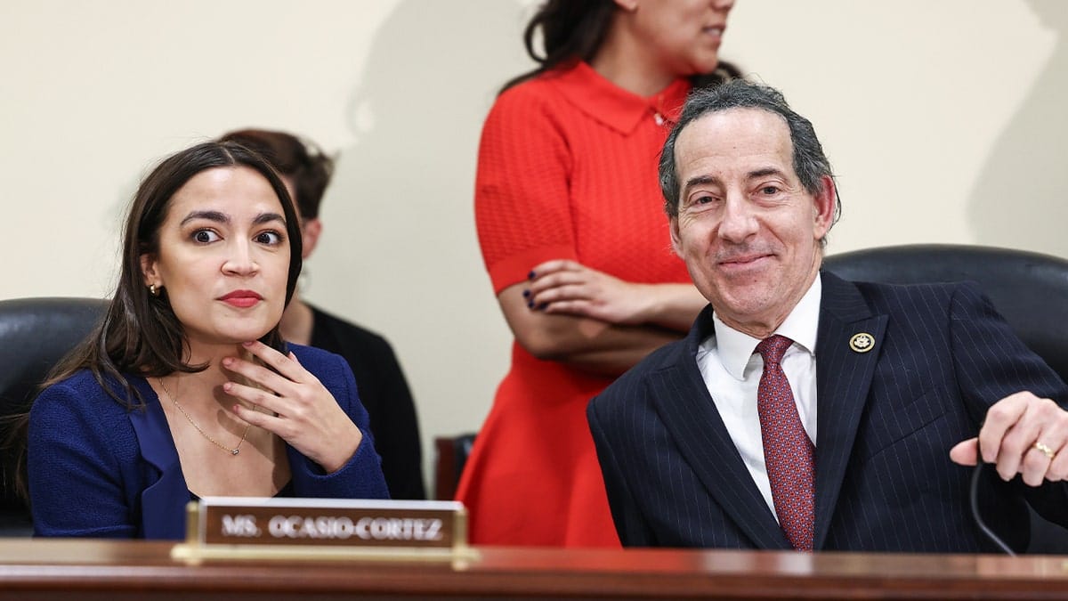 AOC launches bid for top Democratic role on House Oversight Committee Internet InfoMedia aoc launches bid for top democratic role on house oversight committee