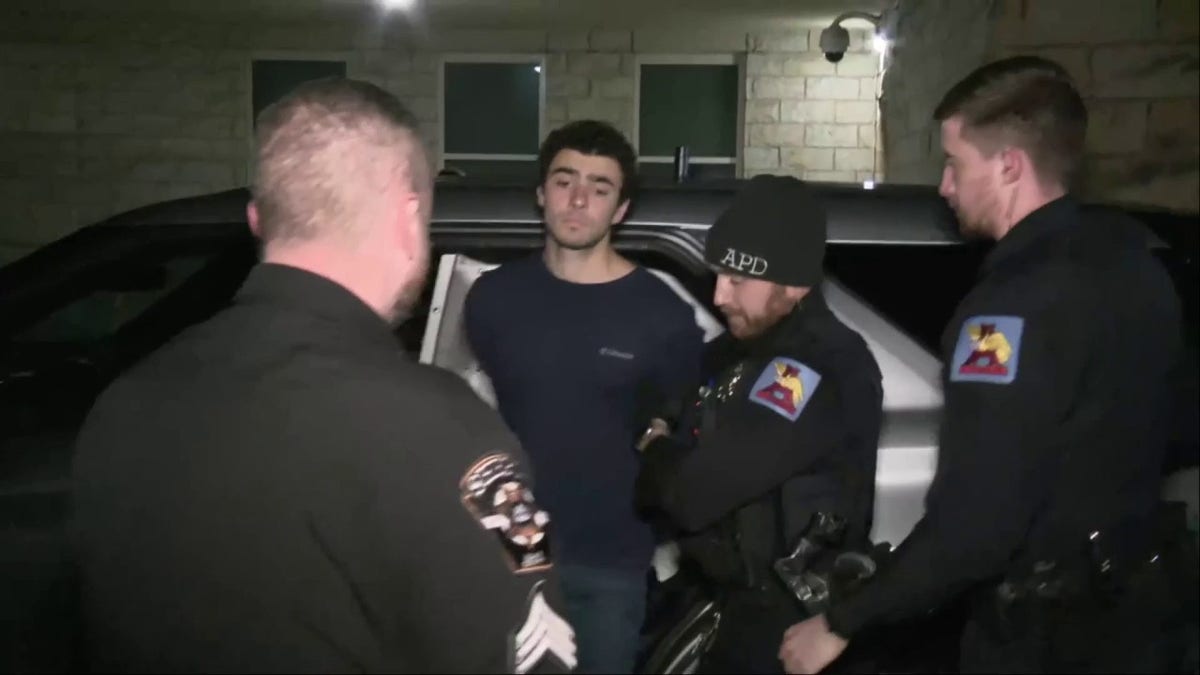 Luigi Mangione, alleged UnitedHealthcare CEO killer, charged with murder in New York Internet InfoMedia luigi mangione alleged unitedhealthcare ceo killer charged with murder in new york