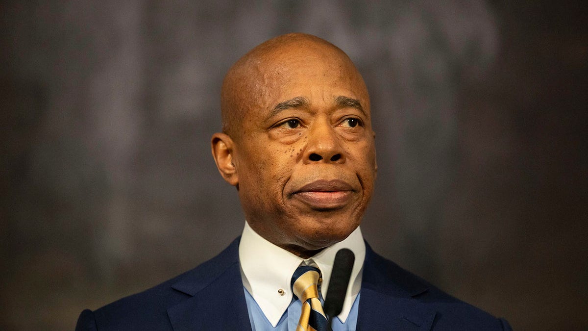 Internet InfoMedia nypd operating in heightened threat environment in advance of new years eve celebration