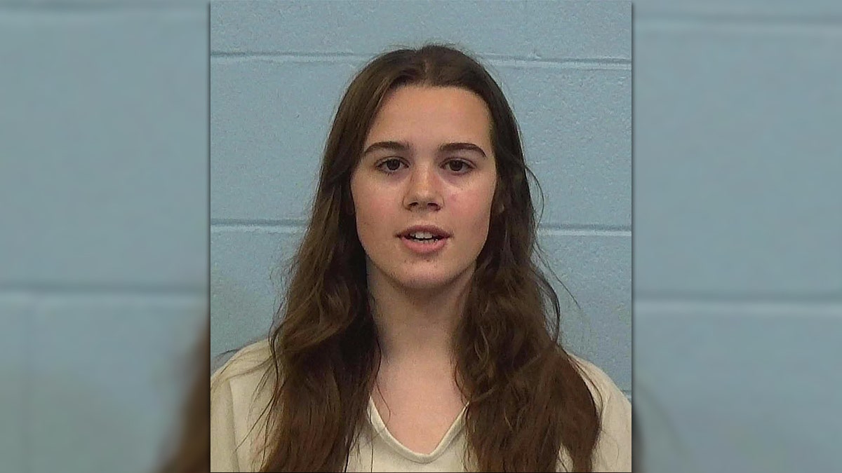 Internet InfoMedia texas teen allegedly killed rival competitors show goat in act of jealousy