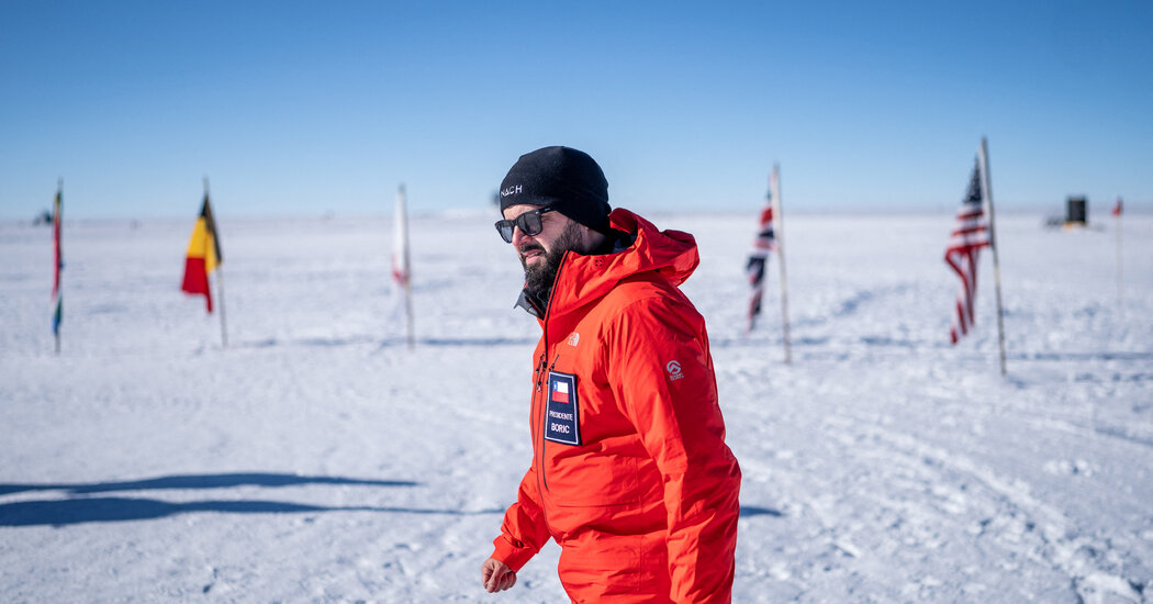 A Frigid First: Chile’s President Visits Antarctica to Bolster Claims Internet InfoMedia a frigid first chiles president visits antarctica to bolster claims