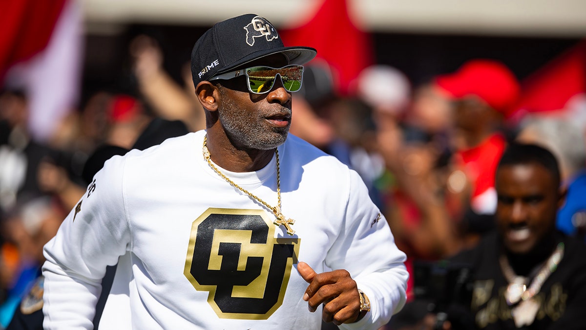 Internet InfoMedia college football star ashton jeanty talks possibility of deion sanders coaching cowboys