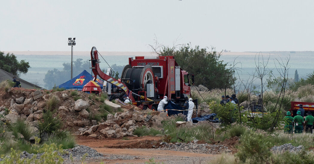 Internet InfoMedia dozens of bodies recovered from illegal mine in south africa