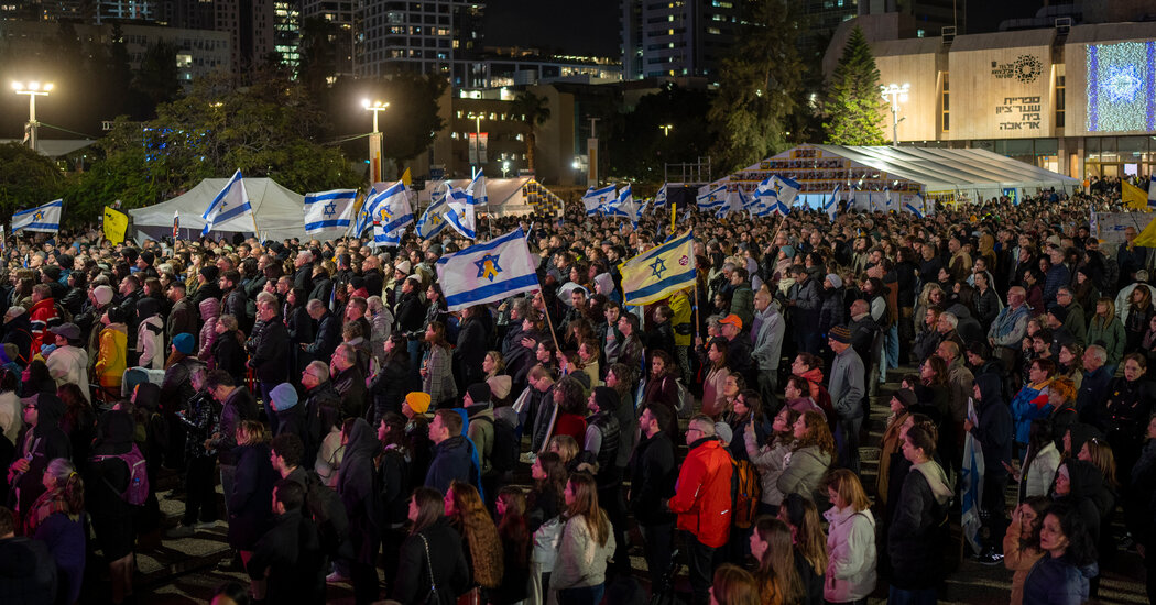 Internet InfoMedia as truce talks stall fears mount for israeli hostages in gaza after 500 days