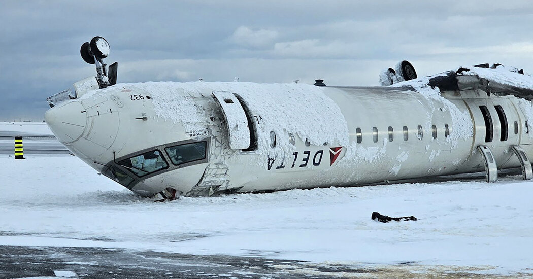 Delta Offers $30,000 to Passengers on Plane That Crashed in Toronto Internet InfoMedia delta offers 30000 to passengers on plane that crashed in toronto
