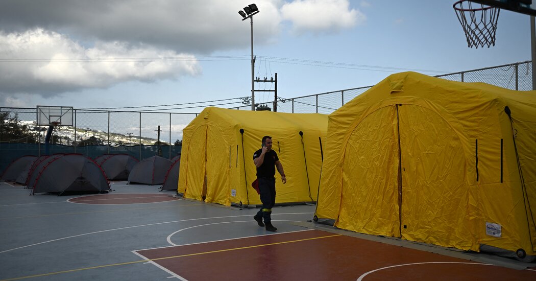 Greece Prepares for Earthquake as Tremors Shake Santorini and Other Islands Internet InfoMedia greece prepares for earthquake as tremors shake santorini and other islands