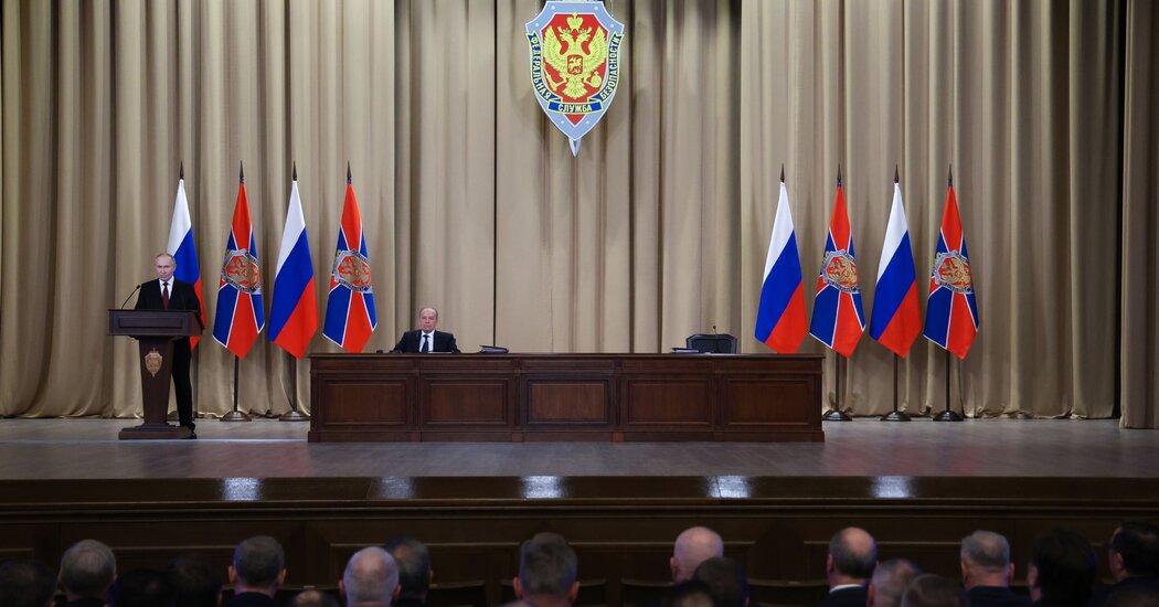 Putin Praises Trump for Working to Thaw U.S.-Russia Tensions Internet InfoMedia putin praises trump for working to thaw u s russia tensions