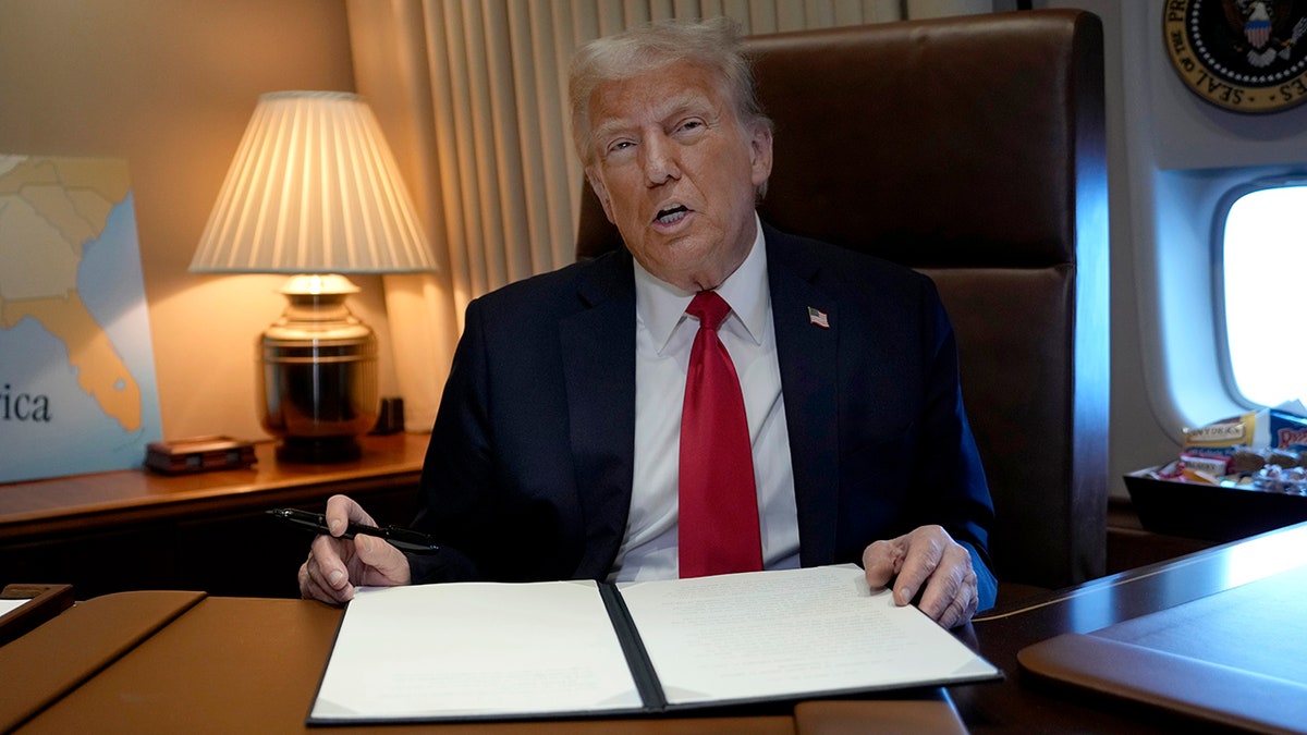 Trump birthright citizenship executive order blocked by third federal judge Internet InfoMedia trump birthright citizenship executive order blocked by third federal judge