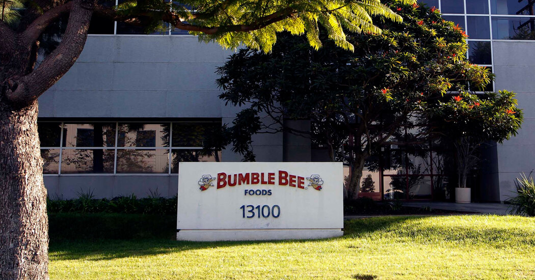 Internet InfoMedia bumble bee foods is accused of tolerating forced labor in supply chain