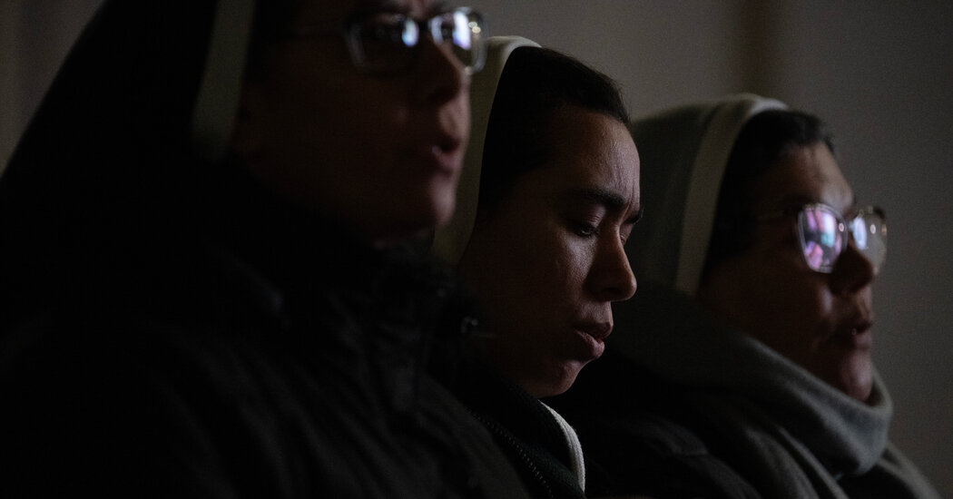 Catholics Around the Globe Heed Francis’ Call to ‘Pray for Me’ Internet InfoMedia catholics around the globe heed francis call to pray for me