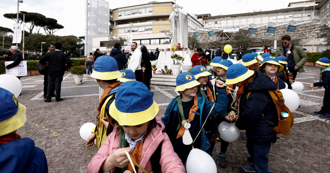Children Try to Cheer Pope Francis During His Hospital Stay Internet InfoMedia children try to cheer pope francis during his hospital stay