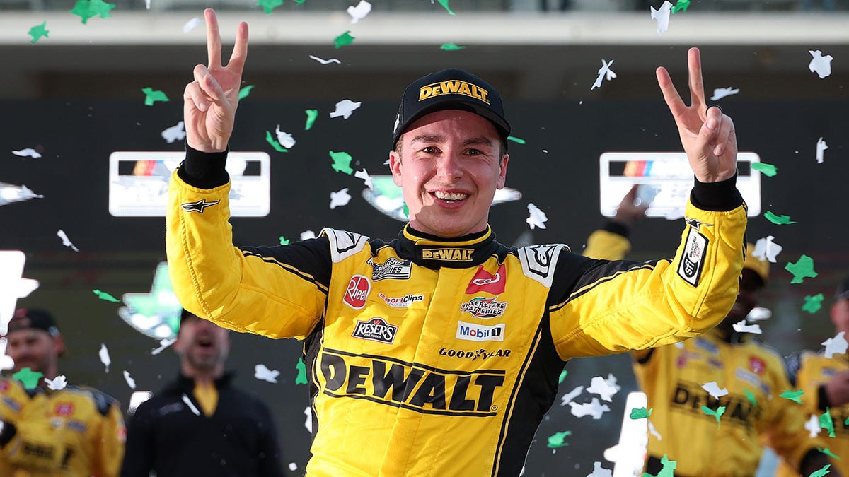 Internet InfoMedia christopher bell holds off daytona 500 winner william byron at circuit of the americas for second straight win