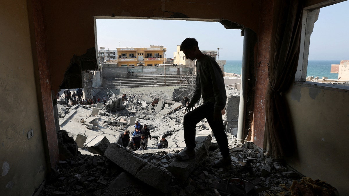 Internet InfoMedia israeli strikes on hamas amount to death sentence for remaining hostages terror group says