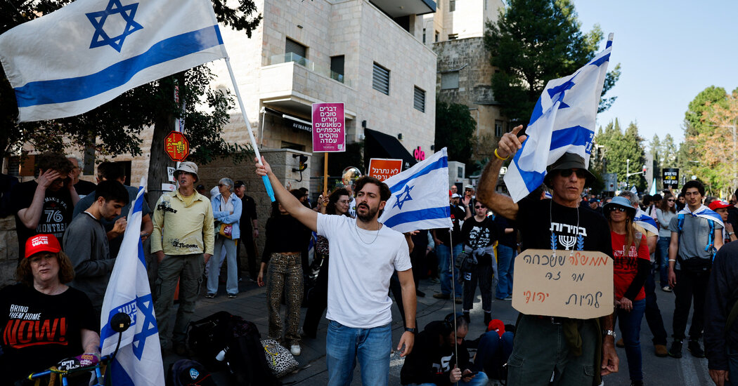 Israel’s Internal Conflicts Return as Fighting in Gaza and Lebanon Continues Internet InfoMedia israels internal conflicts return as fighting in gaza and lebanon continues