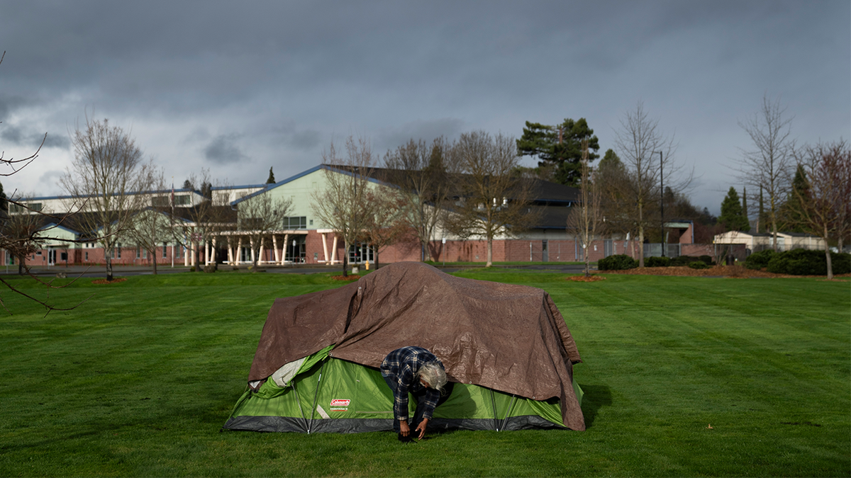 Judge blocks Oregon city at center of SCOTUS homelessness ruling from enforcing ban on encampments Internet InfoMedia judge blocks oregon city at center of scotus homelessness ruling from enforcing ban on encampments