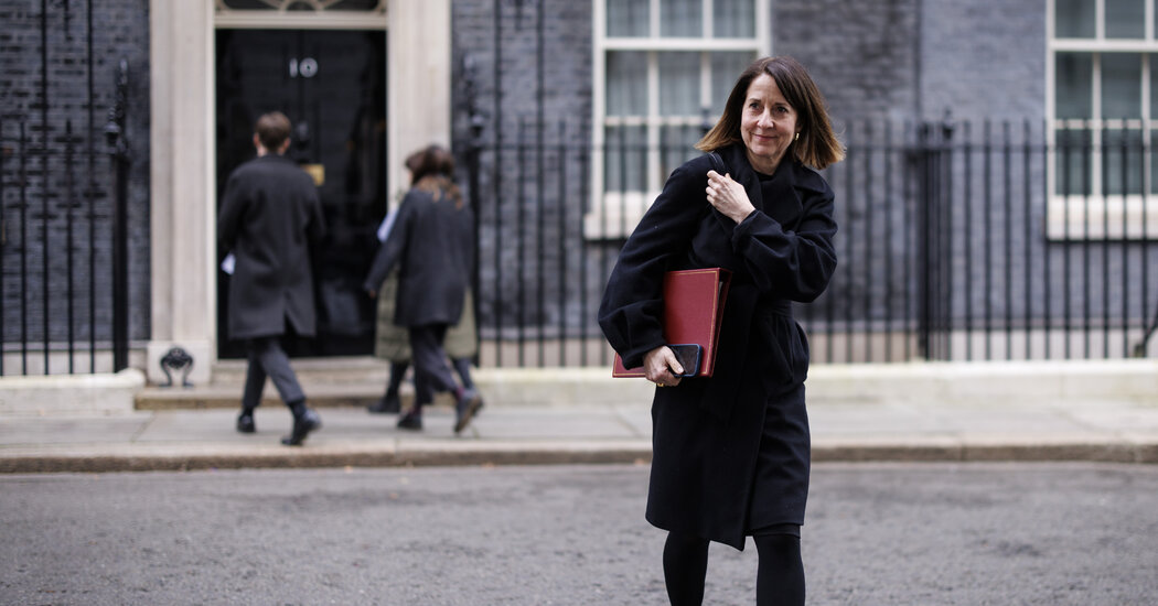 Internet InfoMedia uk aims to cut billions in welfare amid budget crunch