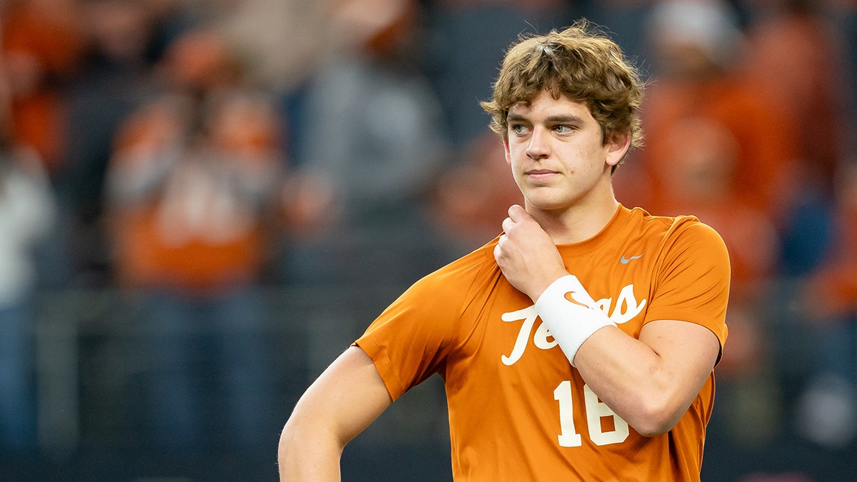 Arch Manning hype train will lead to Texas star becoming college football's 'ultimate villain,' ESPN host says Internet InfoMedia arch manning hype train will lead to texas star becoming college footballs ultimate villain espn host says