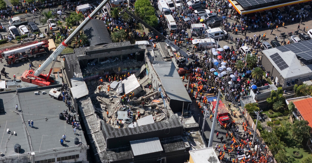 Dominican Republic Nightclub Roof Collapse: At Least 98 Killed Internet InfoMedia dominican republic nightclub roof collapse at least 98 killed