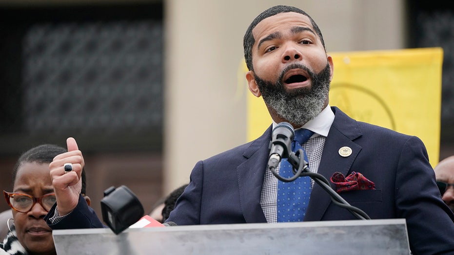 Internet InfoMedia jackson mississippi mayor facing federal bribery charges trails challenger in mayoral election results