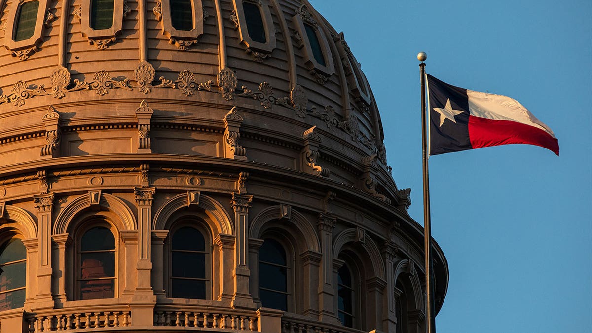 Internet InfoMedia texas lawmakers consider bipartisan bill aimed at clarifying exceptions to states abortion restrictions