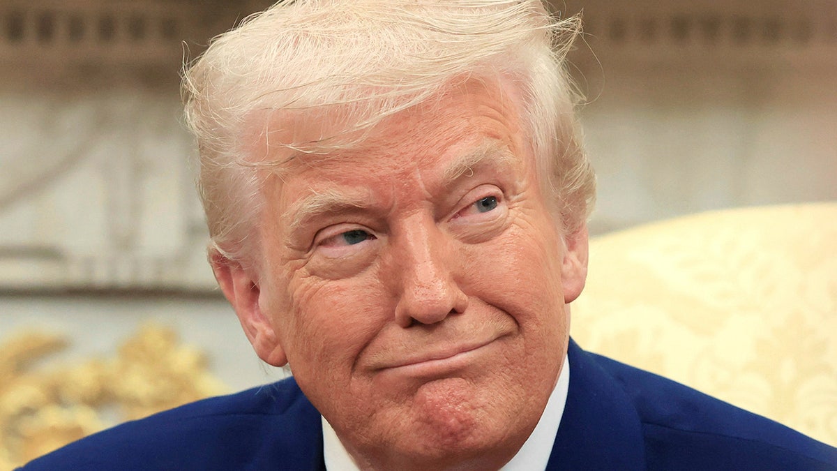 Internet InfoMedia white house warns against tariff retaliation says trump has a spine of steel and he will not break