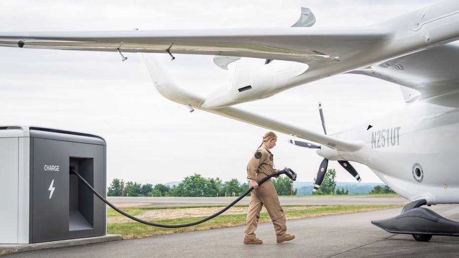 First electric passenger plane lands at JFK in milestone flight Internet InfoMedia first electric passenger plane lands at jfk in milestone flight