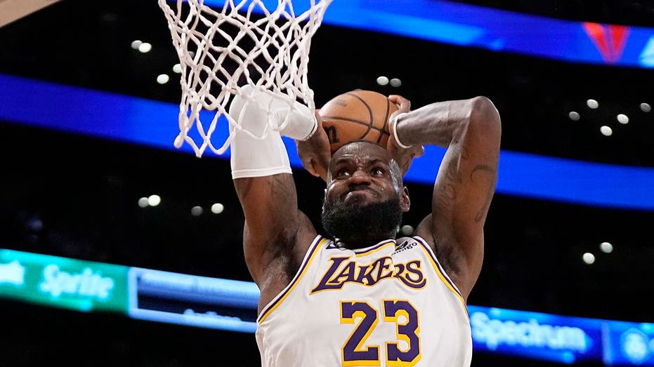 Internet InfoMedia lebron james exercises lakers player option for 2025 26 season