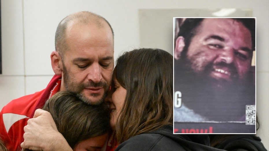 Internet InfoMedia marco rubio holds first meeting with families of hostages held by hamas