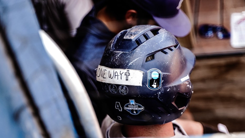 NCAA baseball team stopped caring about winning to focus on Jesus – then went to the World Series Internet InfoMedia ncaa baseball team stopped caring about winning to focus on jesus then went to the world series