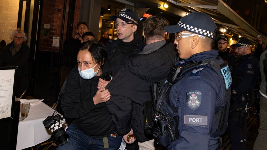 Antisemitic attackers violently target synagogue, Israeli restaurant in Australia Internet InfoMedia antisemitic attackers violently target synagogue israeli restaurant in australia