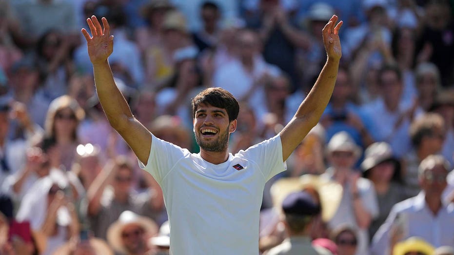 Carlos Alcaraz defeats American Taylor Fritz for third straight Wimbledon final Internet InfoMedia carlos alcaraz defeats american taylor fritz for third straight wimbledon final