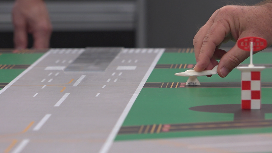 Inside the FAA’s race to train air traffic controllers: 'It’s going to take time' Internet InfoMedia inside the faas race to train air traffic controllers its going to take time