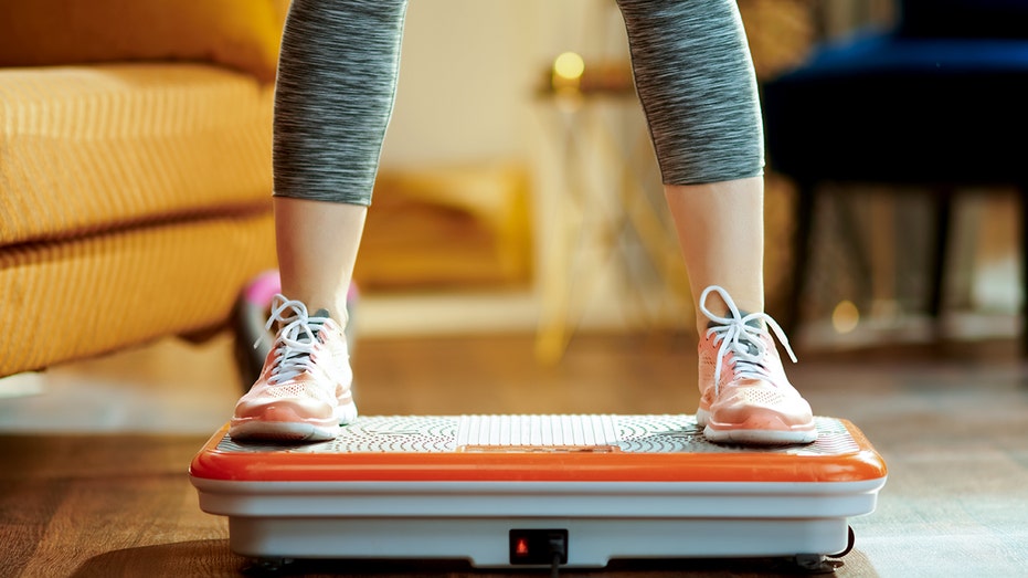 People are using vibration plates for weight loss: Do they work? Internet InfoMedia people are using vibration plates for weight loss do they work