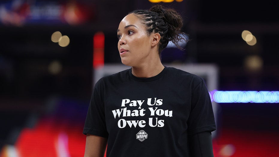 Team Collier wins WNBA All-Star Game as players call for pay increase Internet InfoMedia team collier wins wnba all star game as players call for pay increase