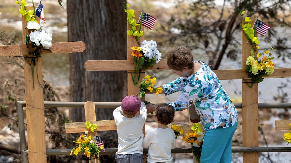 Internet InfoMedia texas psychiatrist reveals mental health challenges facing flood disaster survivors