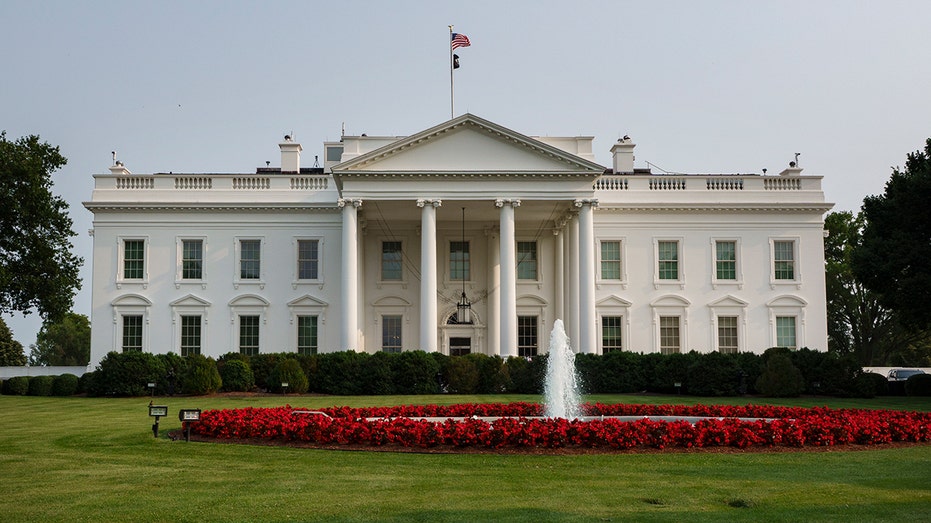 White House reveals highest-paid staffers--and 8 taking no salaries Internet InfoMedia white house reveals highest paid staffers and 8 taking no salaries