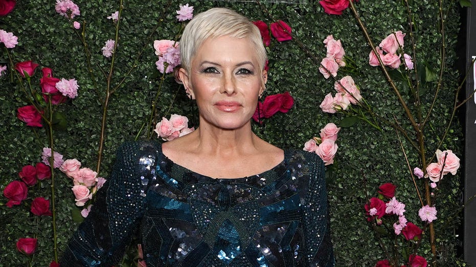 Internet InfoMedia baywatch star nicole eggert undergoes mastectomy surgery for stage ii breast cancer treatment