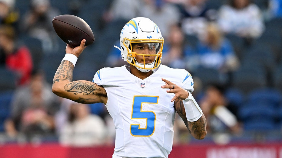 Internet InfoMedia chargers rout lions in hall of fame game behind strong trey lance performance in preseason opener