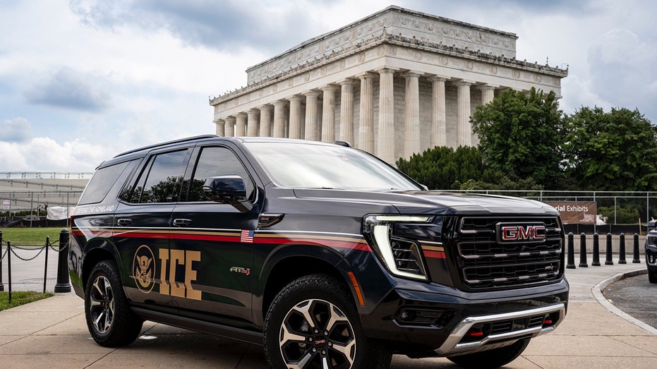 ‘Defend the Homeland’: DHS unveils striking new ICE fleet to boost recruitment, visibility Internet InfoMedia defend the homeland dhs unveils striking new ice fleet to boost recruitment visibility