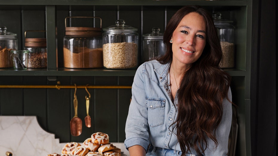 Internet InfoMedia joanna gaines keeps life simple in texas away from hollywood spotlight