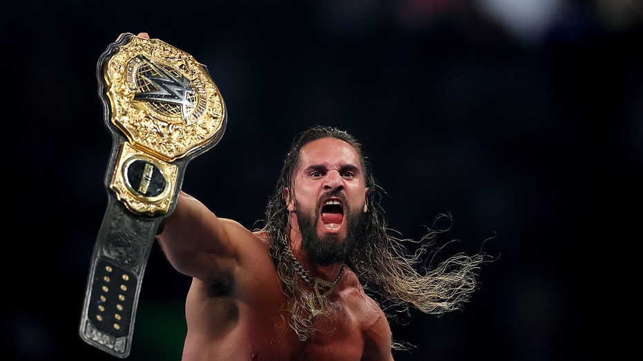 Internet InfoMedia seth rollins pulls off the heist of the summer leaves summerslam as world heavyweight champion