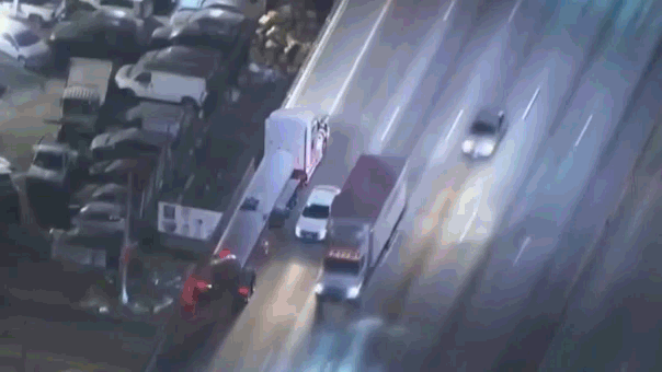 Internet InfoMedia suspects lead police on wild chase through la while carjacking multiple vehicles including big rig