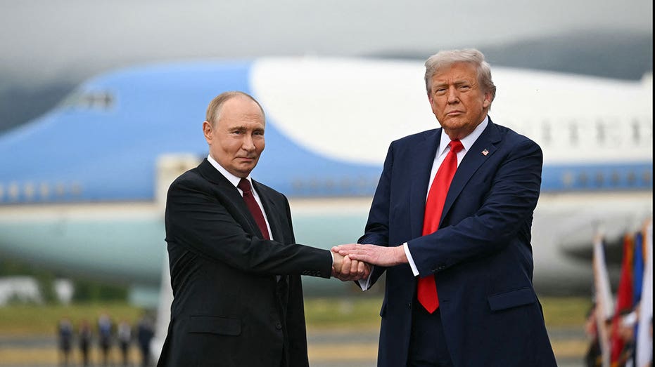 Trump reveals 10 striking takeaways from Putin summit in Hannity interview Internet InfoMedia trump reveals 10 striking takeaways from putin summit in hannity interview