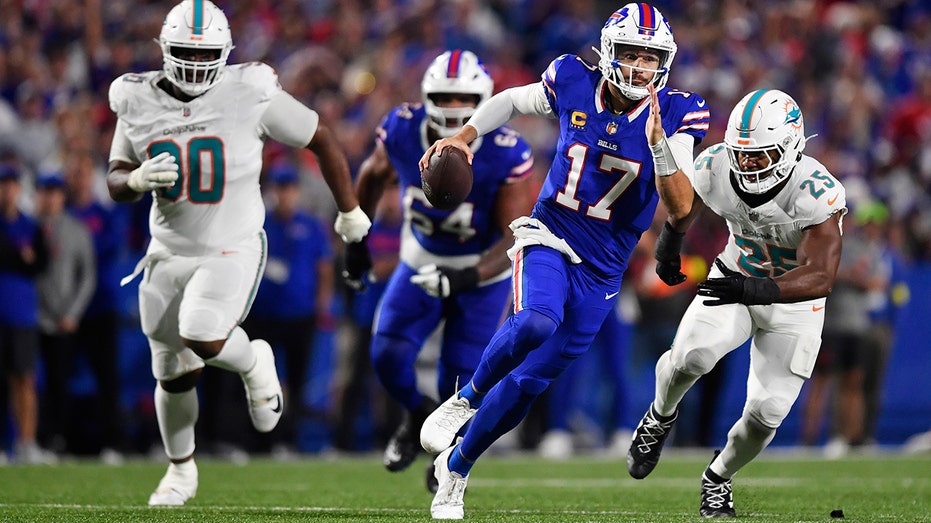 Internet InfoMedia bills josh allen surpasses patrick mahomes touchdown mark in win over dolphins