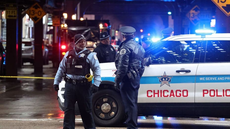 Internet InfoMedia chicago sees 5 killed 35 wounded over labor day weekend as trump warns of guard intervention report