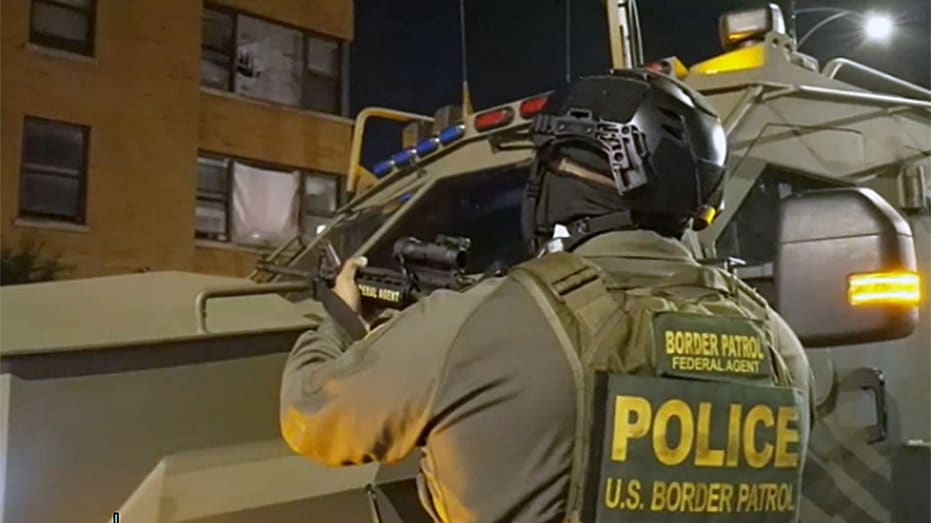 Internet InfoMedia hundreds of federal agents in chicago carry out operation targeting suspected tren de aragua gang members