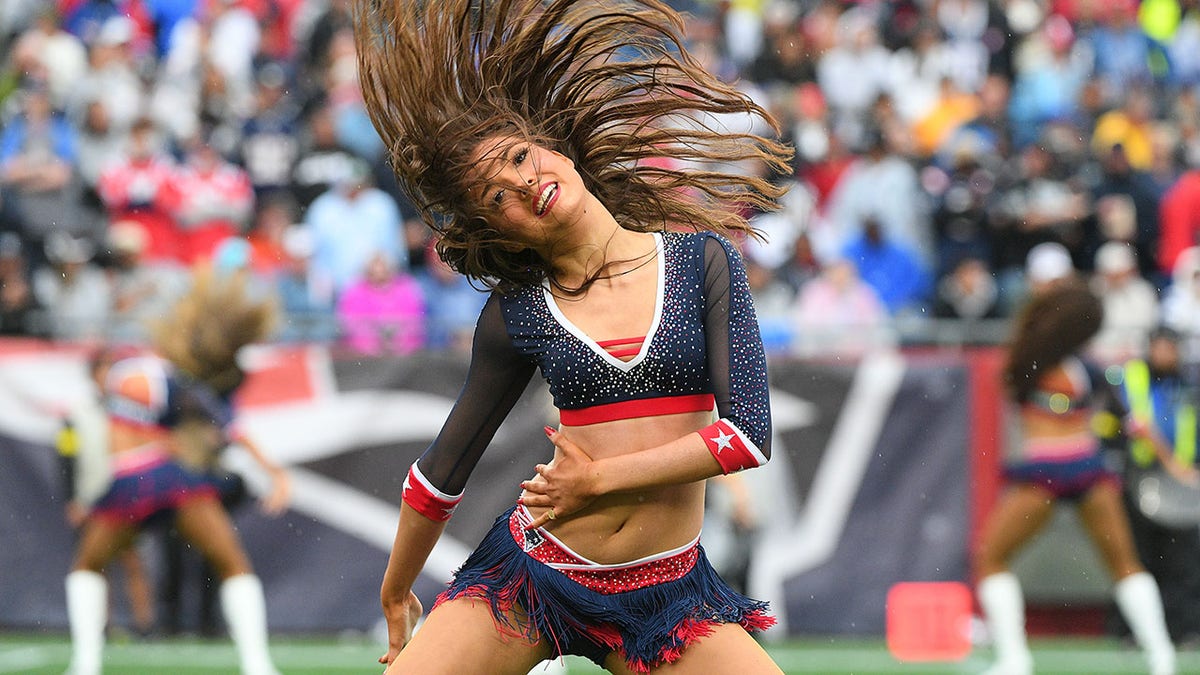 New England Patriots cheerleaders during the 2025 NFL season Internet InfoMedia new england patriots cheerleaders during the 2025 nfl season